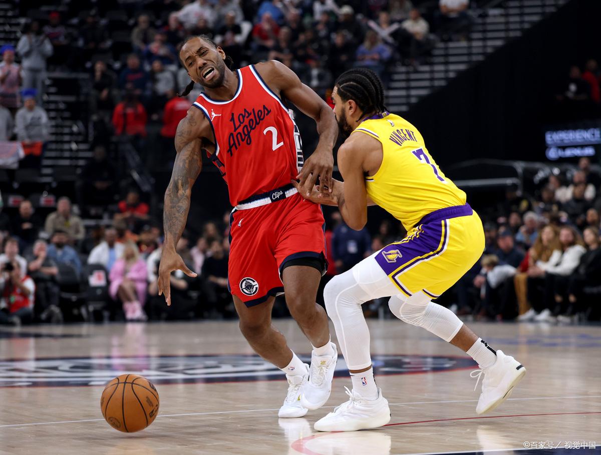 快船逆转雄鹿，取得胜利