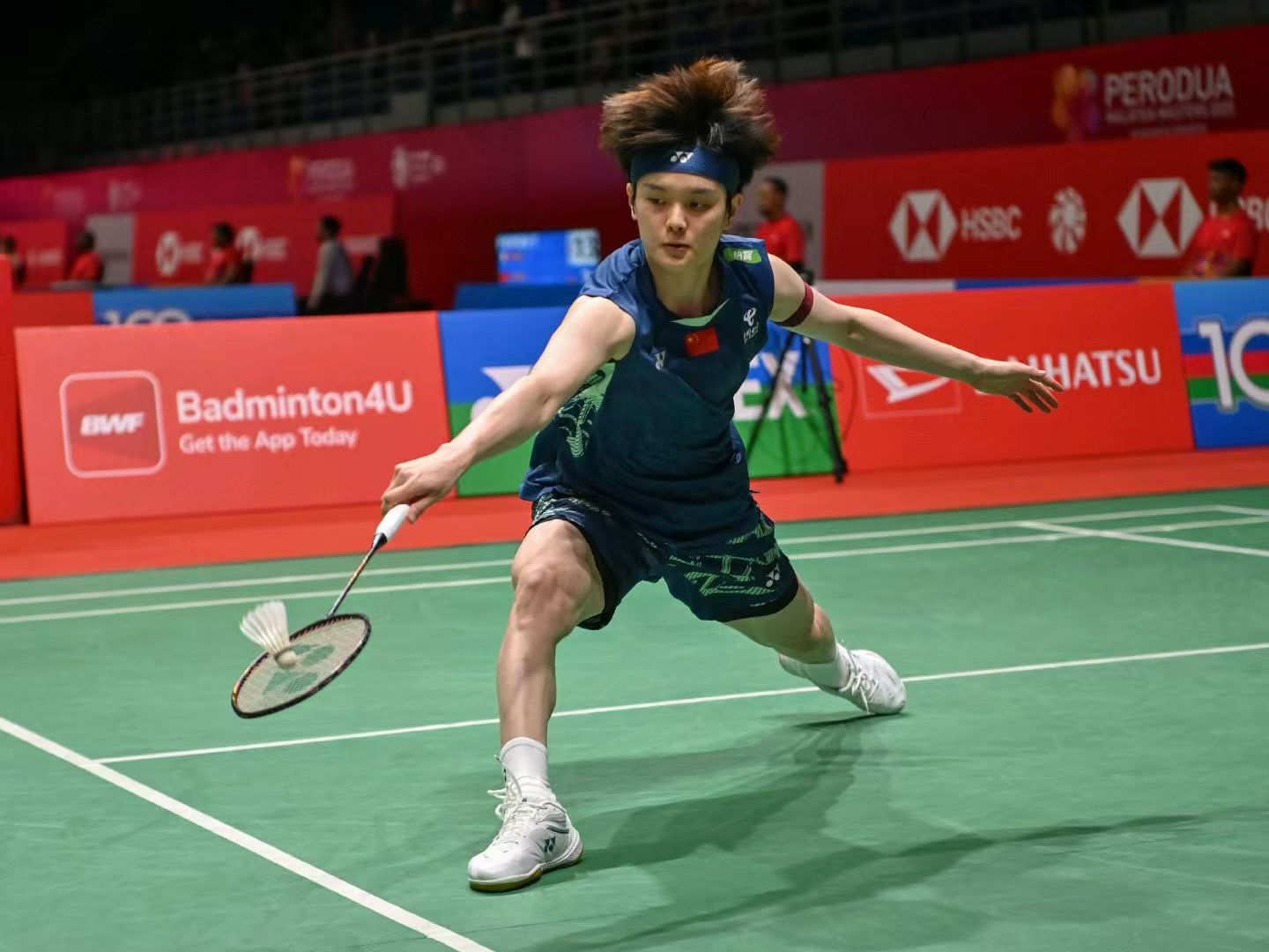 包含马来西亚羽毛球队横扫日本羽毛球队，谌龙制霸全场的词条