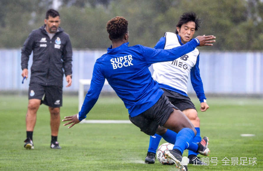 爆冷！英雄联盟强队意外出局震惊全场的简单介绍