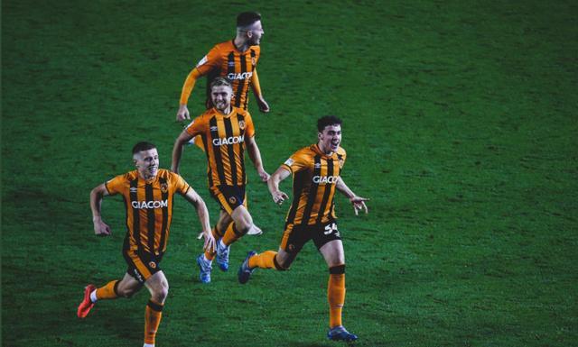 爆冷！英雄联盟强队意外出局震惊全场的简单介绍