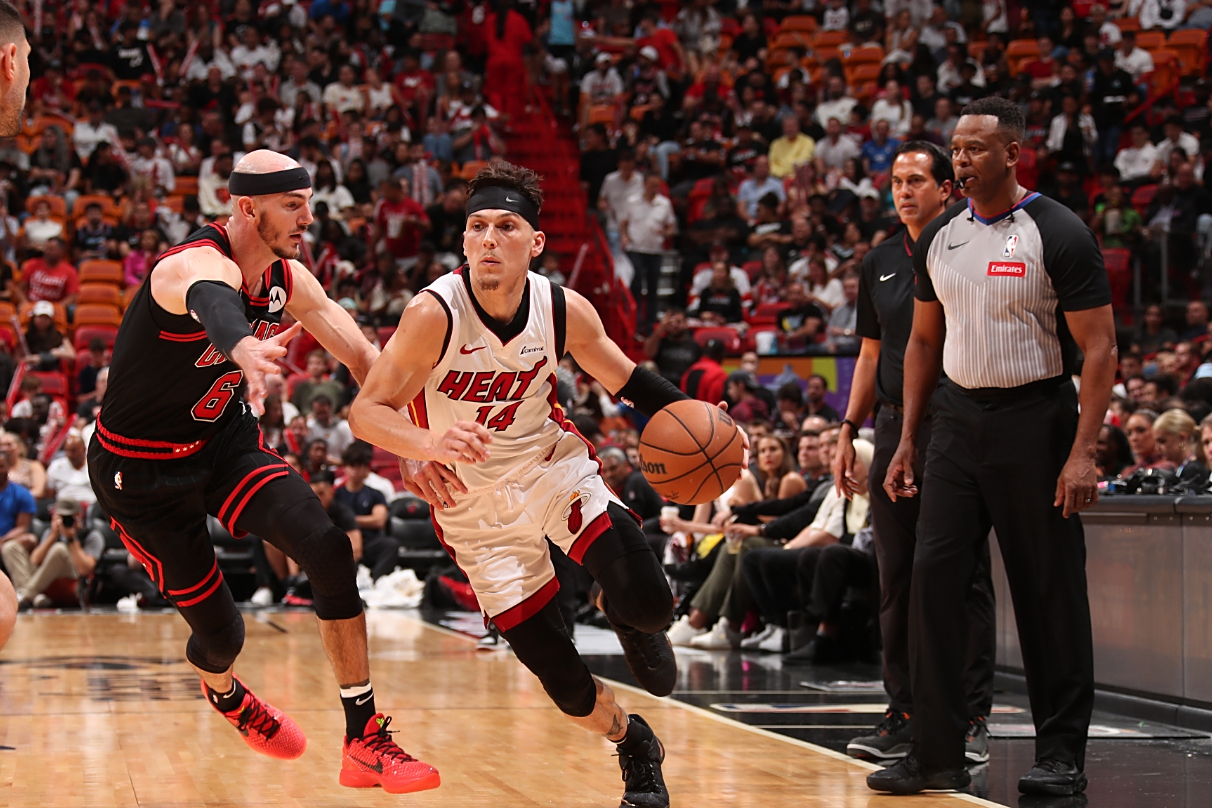 关于公牛碾压凯尔特人，米尔萨普三分雨点燃全场的信息