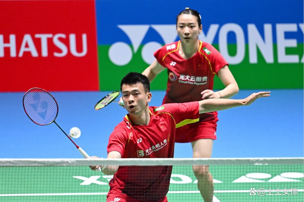 印尼队横扫法国队，辛杜点燃赛场