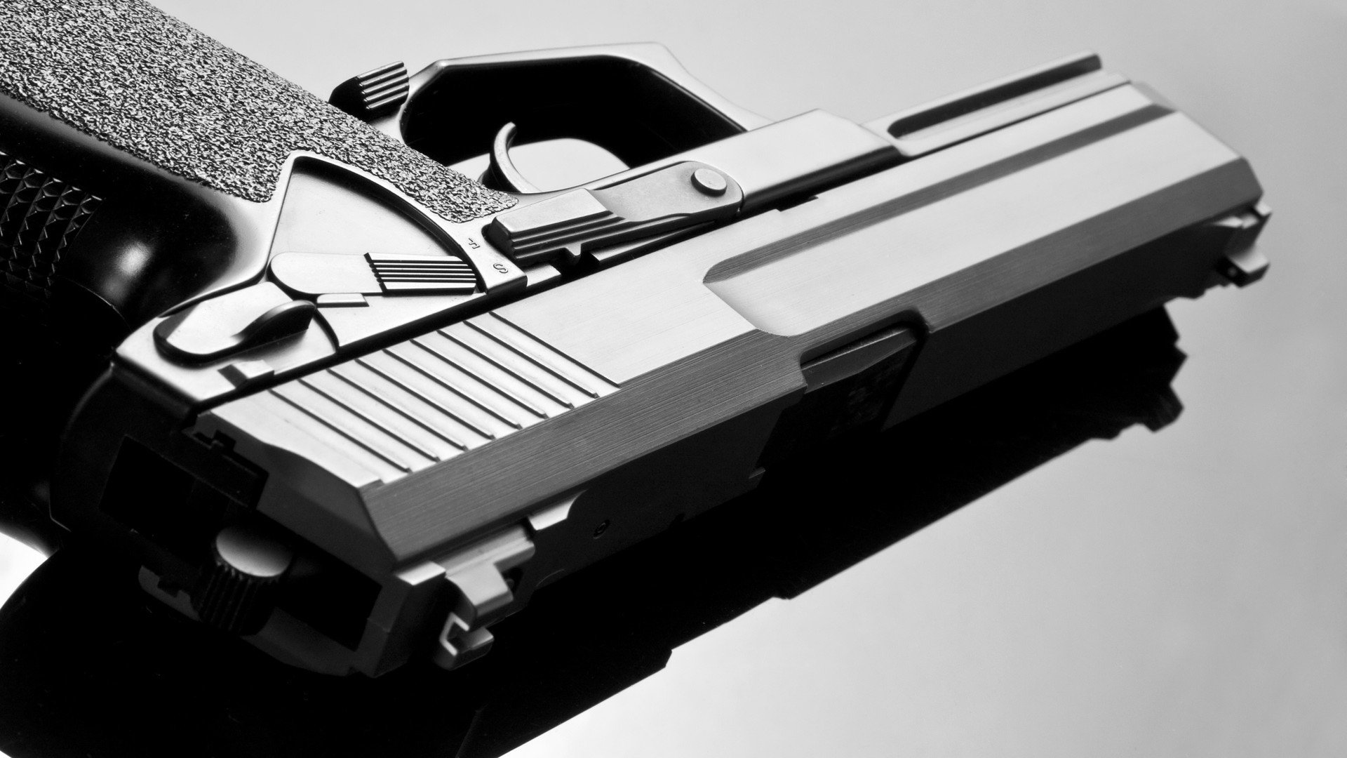 从意甲铁桶阵到牙卖加锁链阵,防守的艺术如何撬动强权