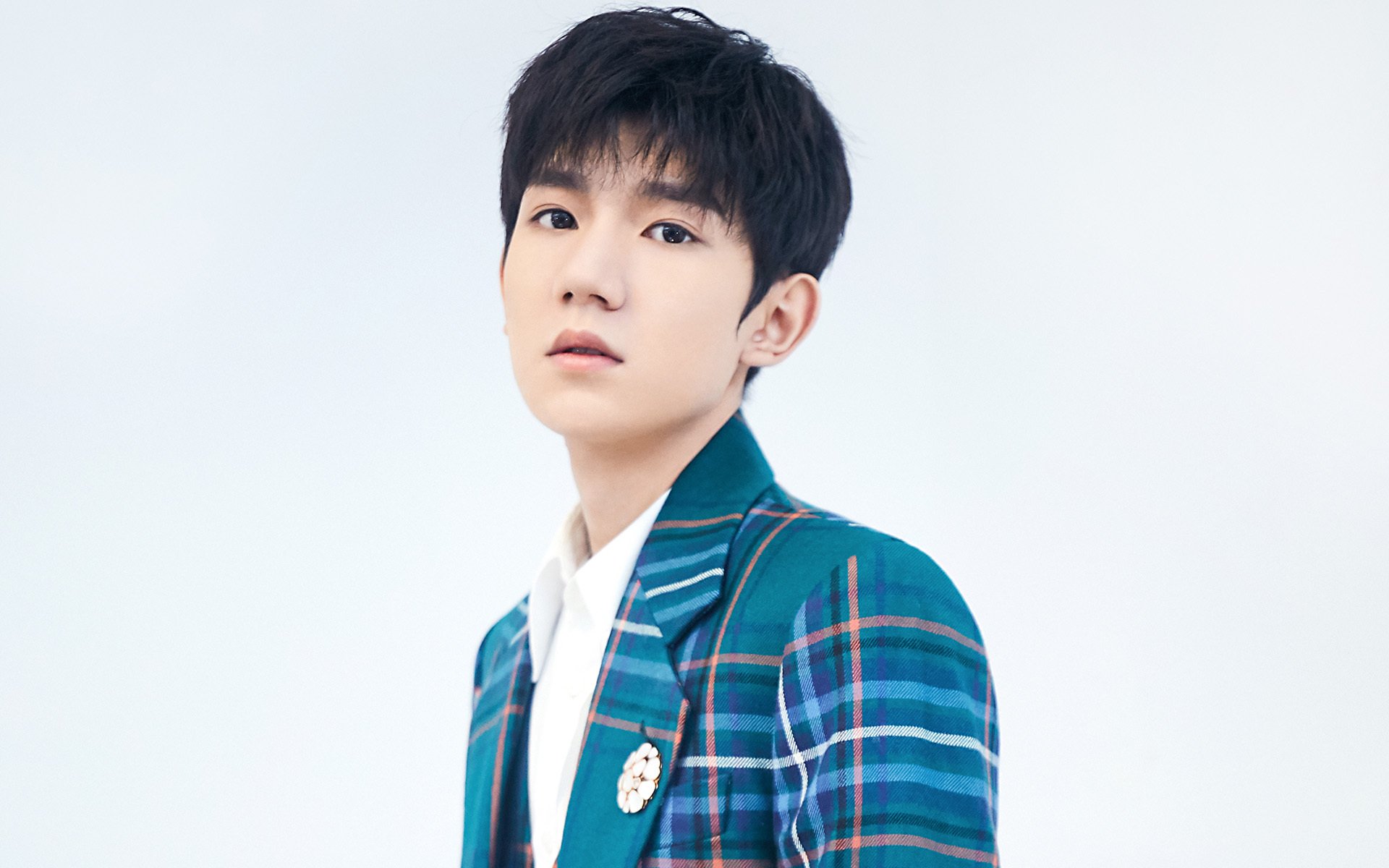 翡冷翠的荣光与速度之舞—当足球史诗邂逅F1极速风云