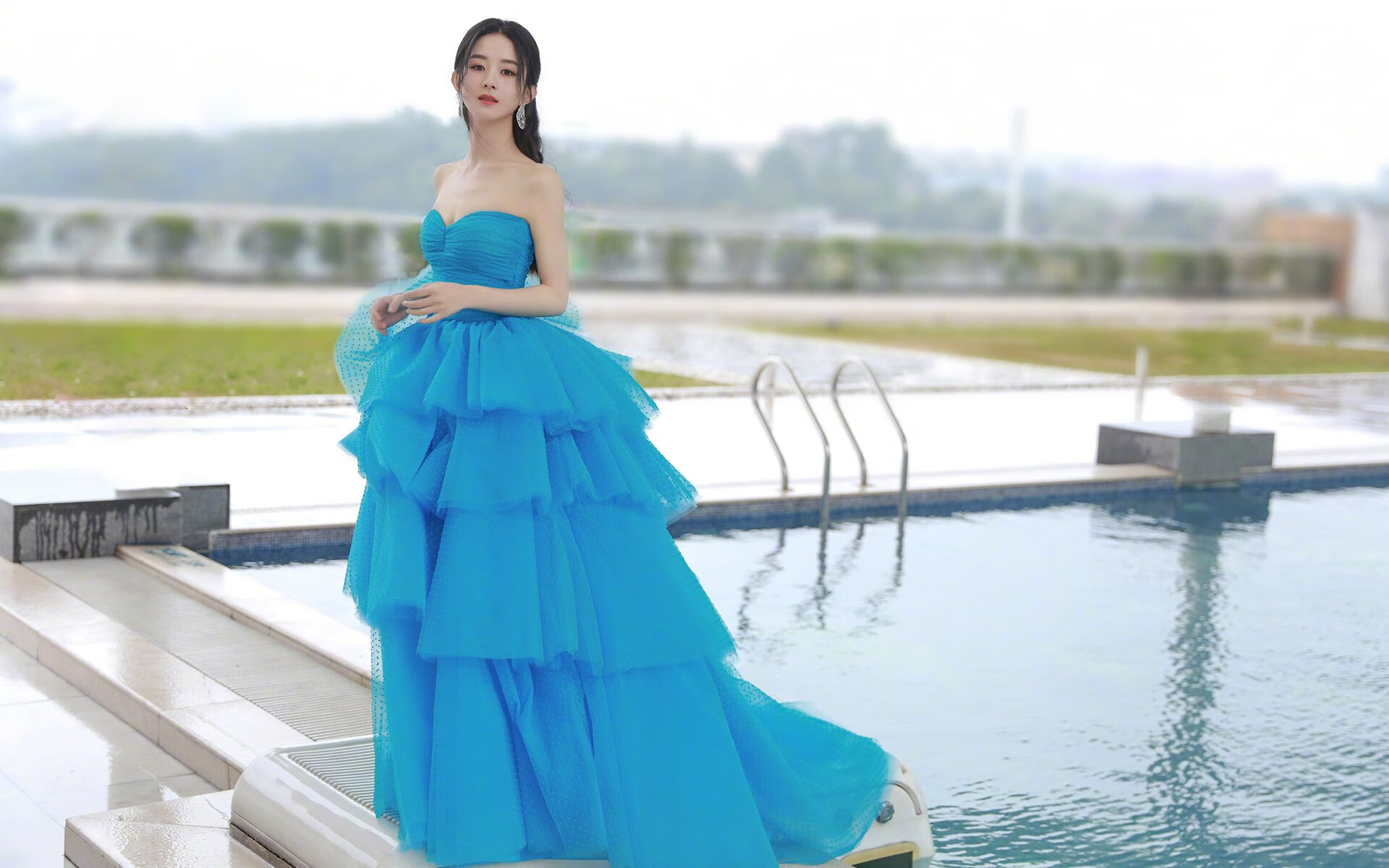 范戴克钢铁长城，欧洲联队鏖战芬兰，王者于无声处归来