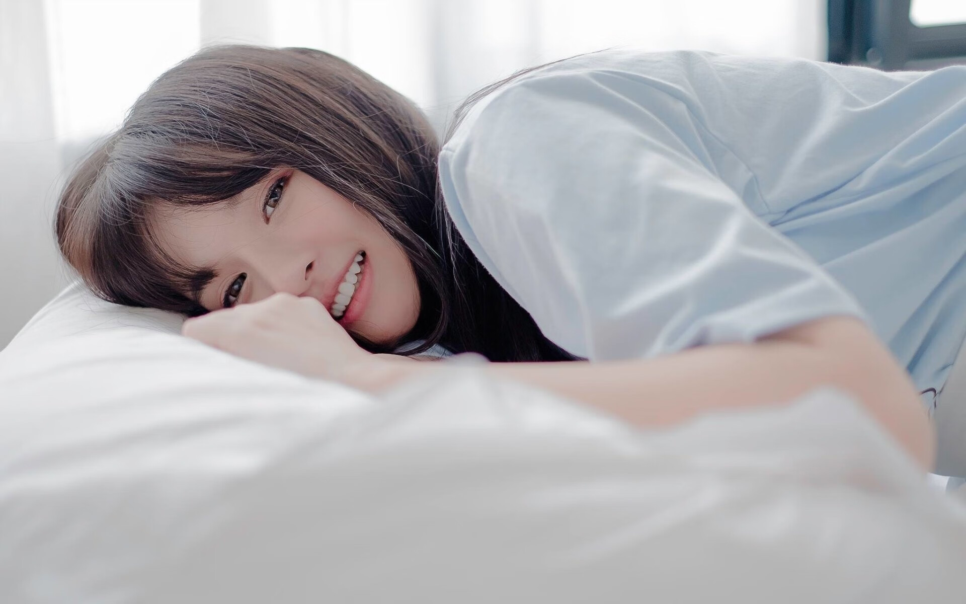 吉林队逆袭尼克斯夺争冠战荣耀，切特·霍姆格伦关键先生定乾坤